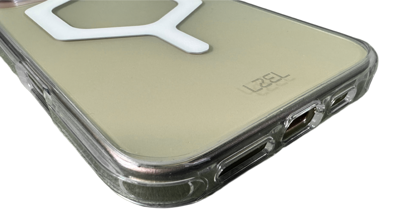 LZEL iPhone 16 Pro Max Mag Octa Shield Clear Case | White LZEL iPhone 16 Pro Max Mag Octa Shield Clear Case | White